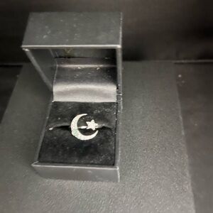 Silver Crescent Moon and Star Ring